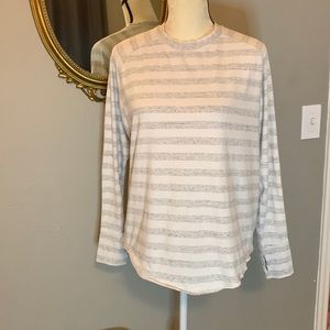 Zella raw hem long sleeve t-shirt